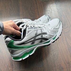 ASICS Gel Kayano 14 💚